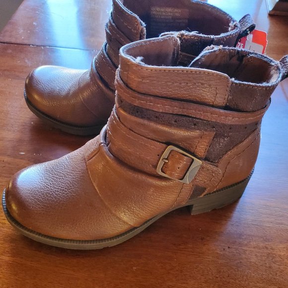 Earth Origins Shoes Earth Origins Leather Boots Size 6 Poshmark